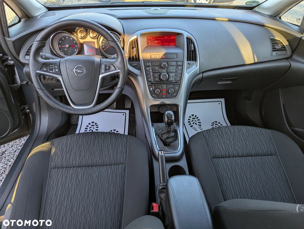 Opel Astra 1.6 Edition - 12