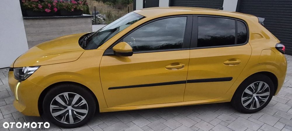 Peugeot 208 - 10