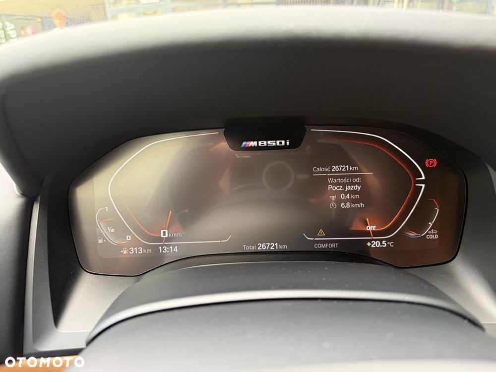 BMW Seria 8 - 21