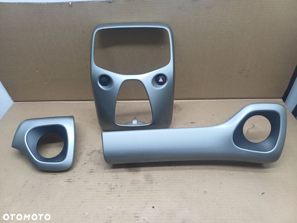 Citroen C1 II Peugeot 108 Aygo II Dekory osłony deski Komplet Europa 14-21 - 2