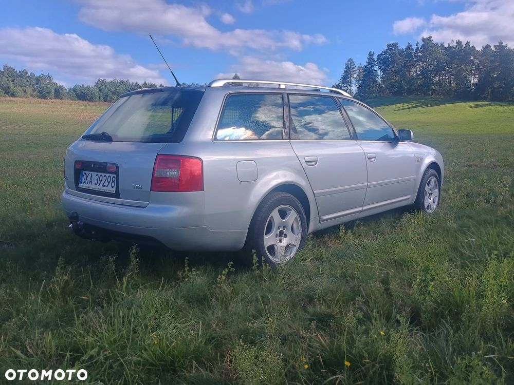 Audi A6 - 4