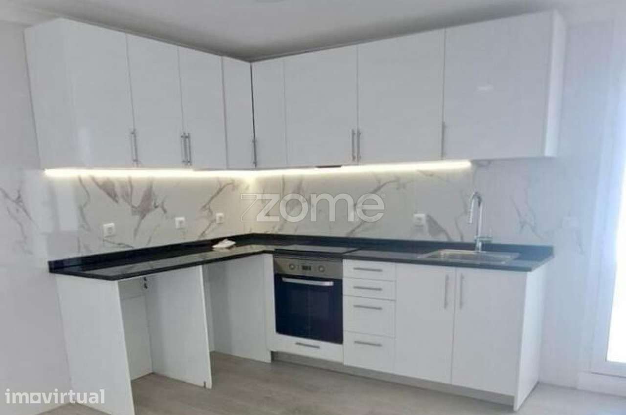CASA TOTALMENTE REMODELADA EM CONDEIXA-A-NOVA | 210.000 € - Grande imagem: 2/35