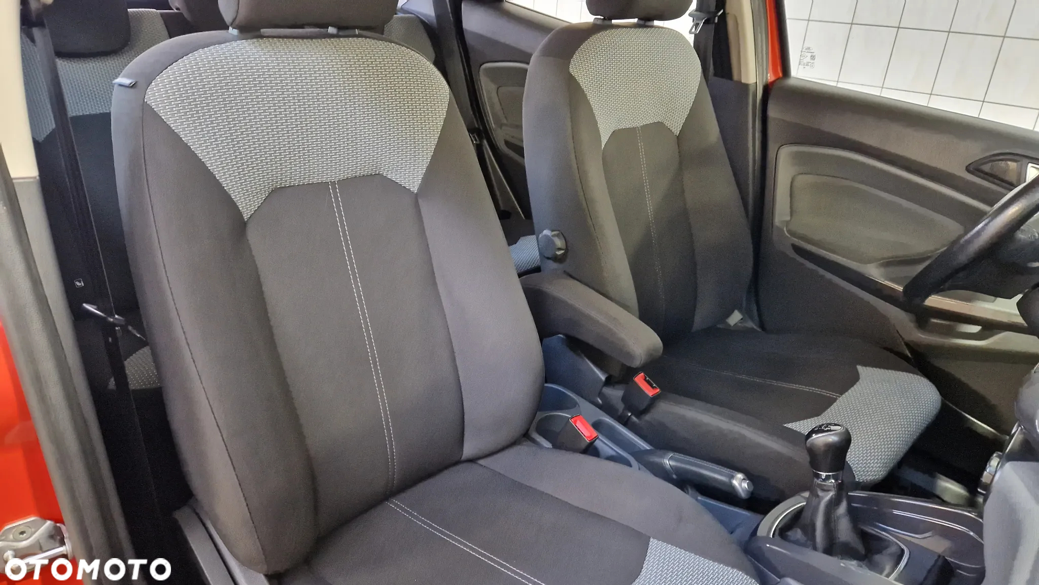 Ford EcoSport 1.0 EcoBoost TITANIUM - 23