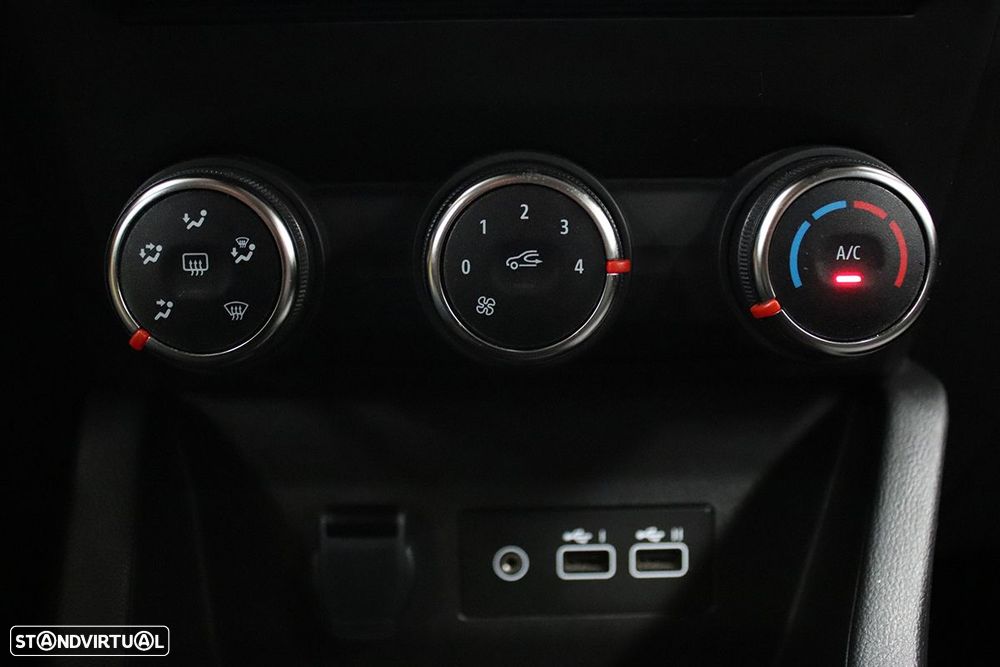 Renault Clio 1.0 TCe Evolution - 13