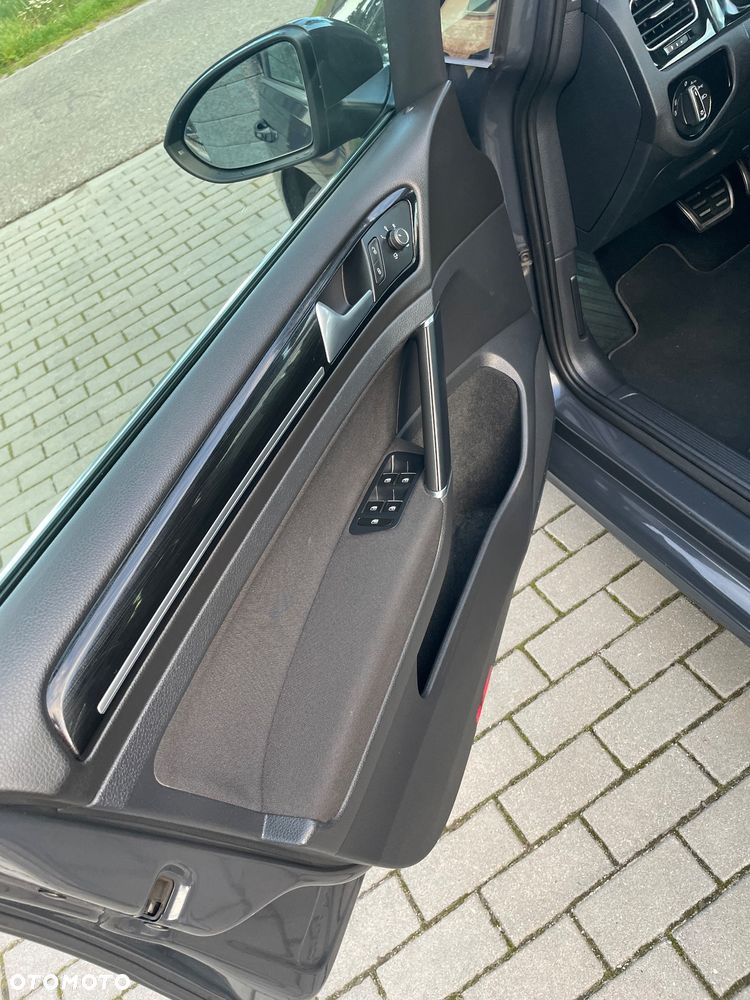 Volkswagen Golf Variant 2.0 TDI BlueMotion Technology DSG Highline - 8