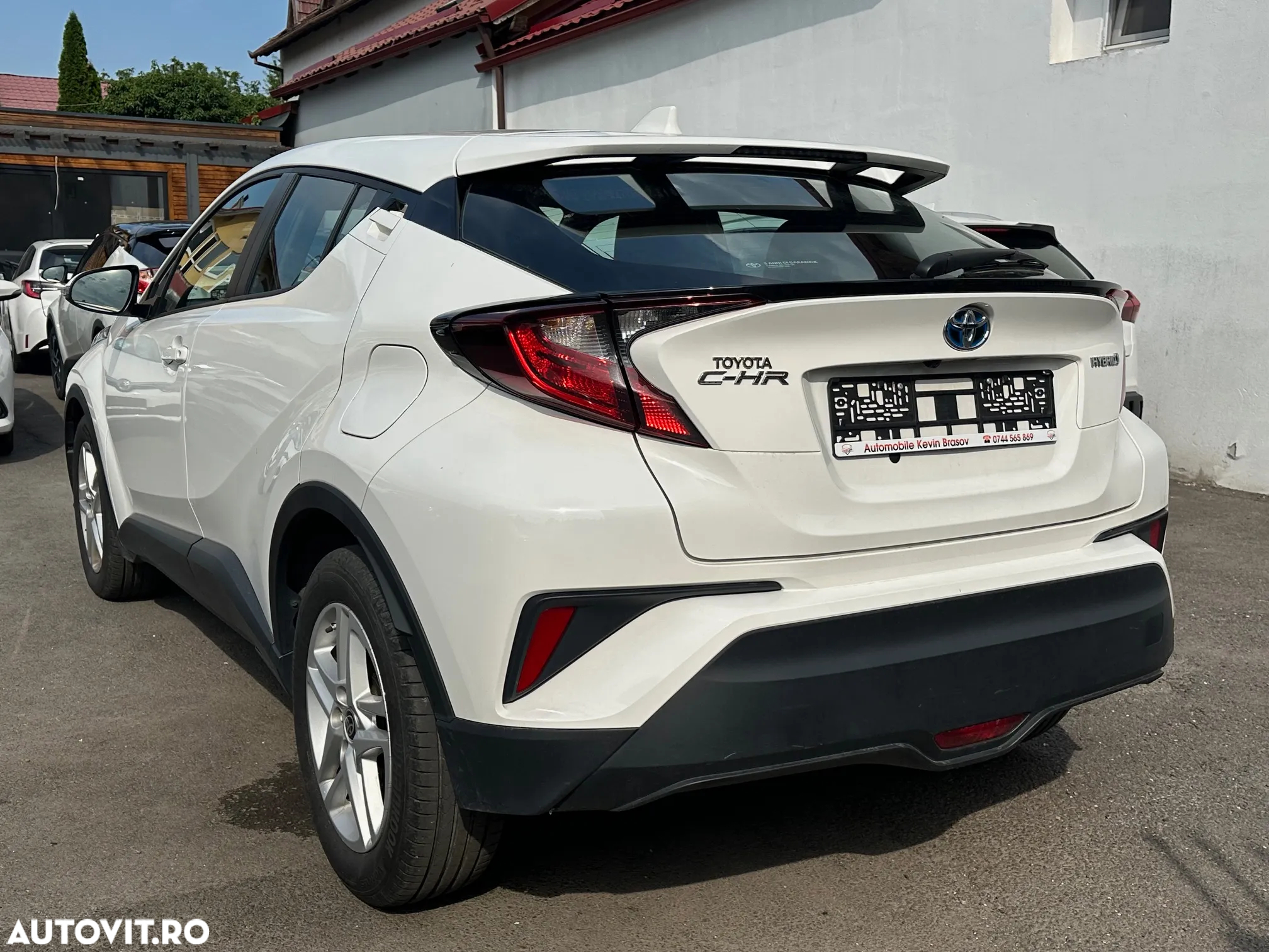 Toyota C-HR 1.8 Hybrid Business Edition - 3