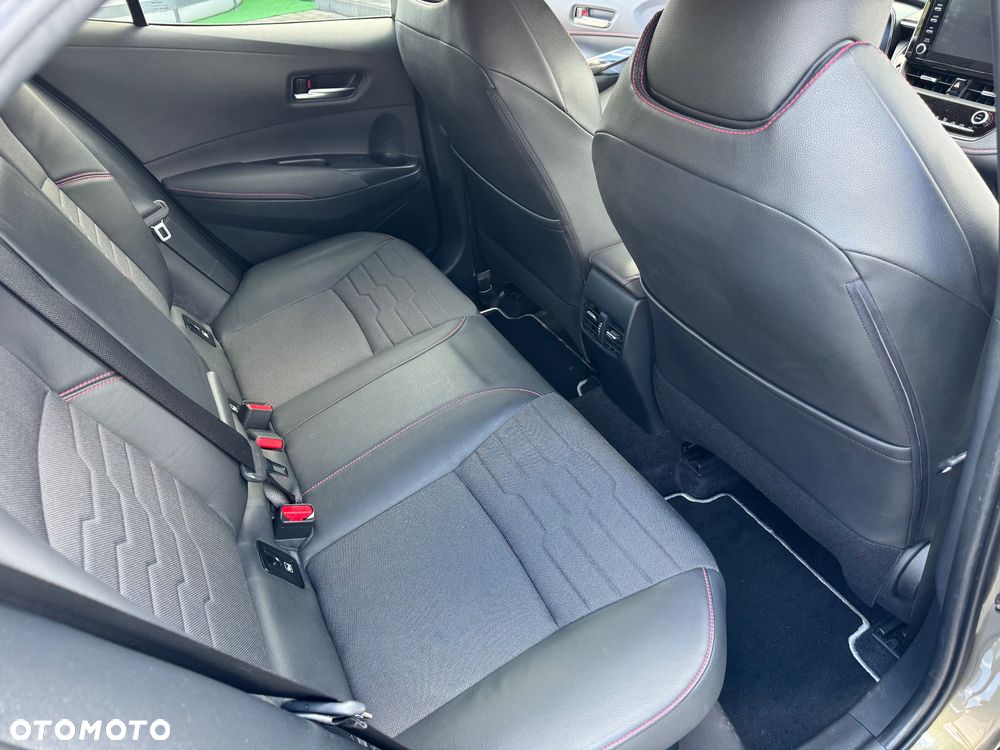 Toyota Corolla 2.0 Business Edition - 16