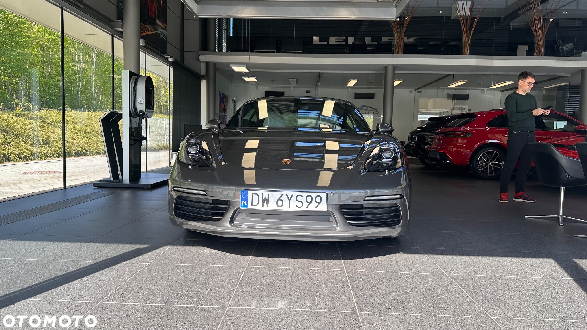 Porsche 718 Cayman - 2