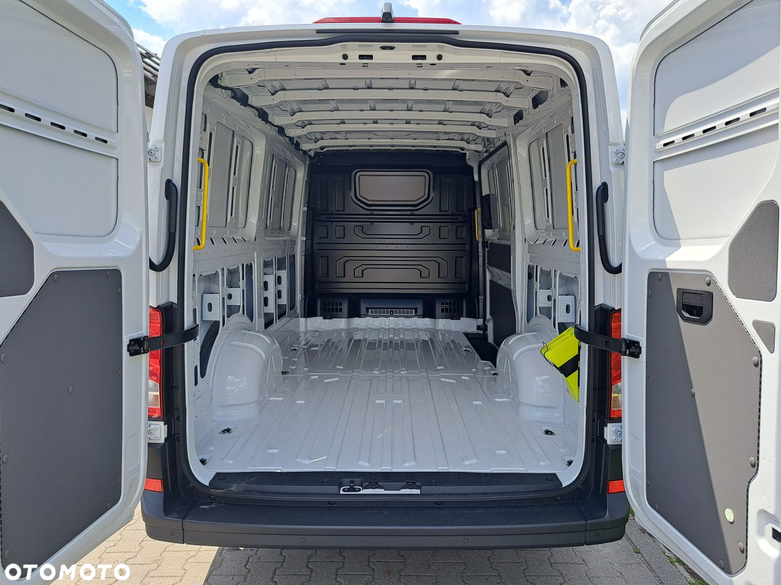 Volkswagen Crafter 2.0 TDI Automat - 7
