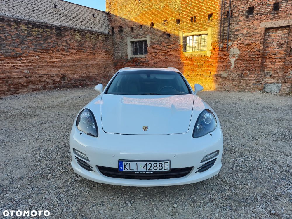 Porsche Panamera 4S PDK - 10