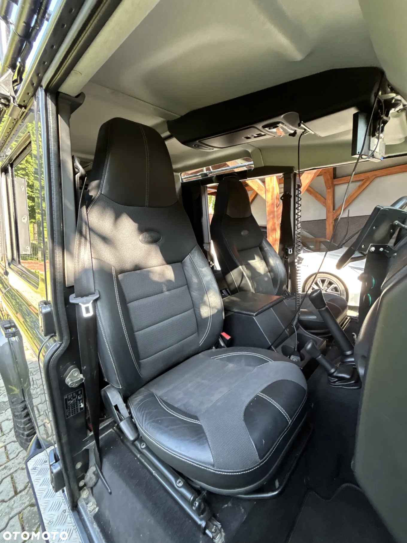 Land Rover Defender 110 2.2 TD4 E Utility - 17