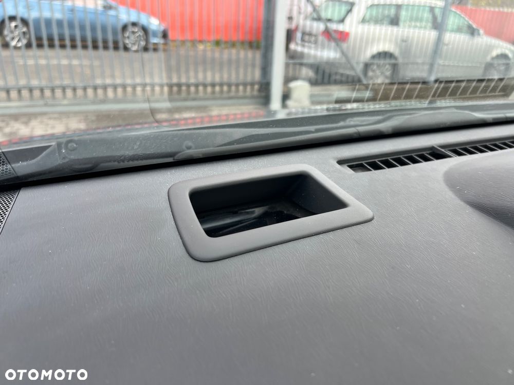 Toyota Prius+ (Hybrid) Comfort - 35