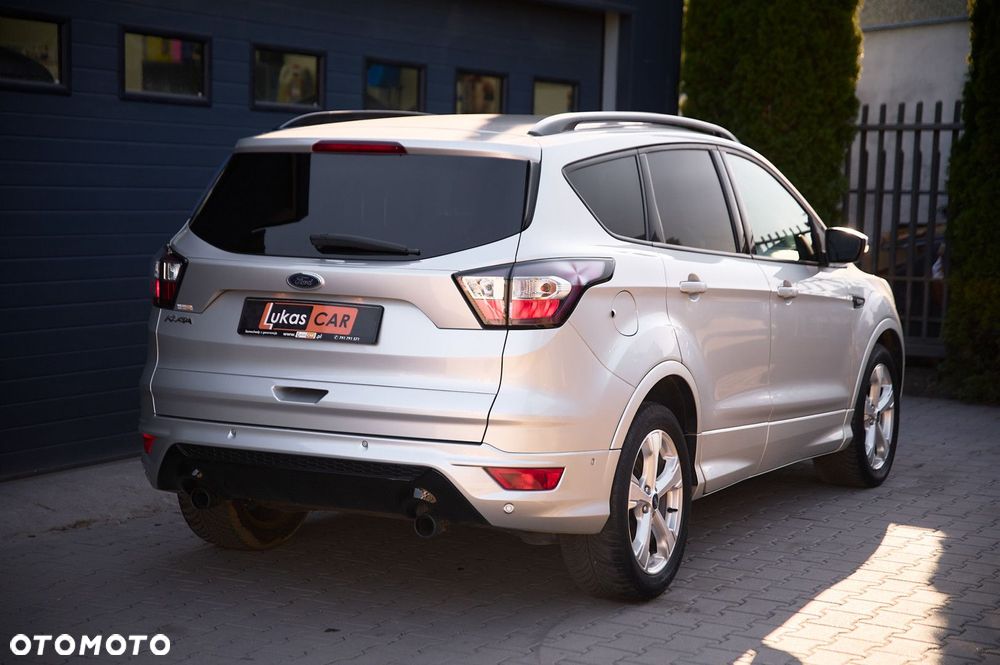 Ford Kuga - 28