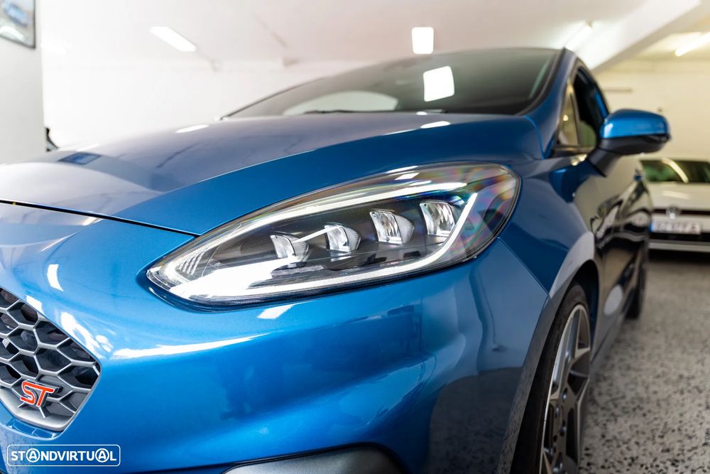 Ford Fiesta 1.5 EcoBoost S&S ST X - 29