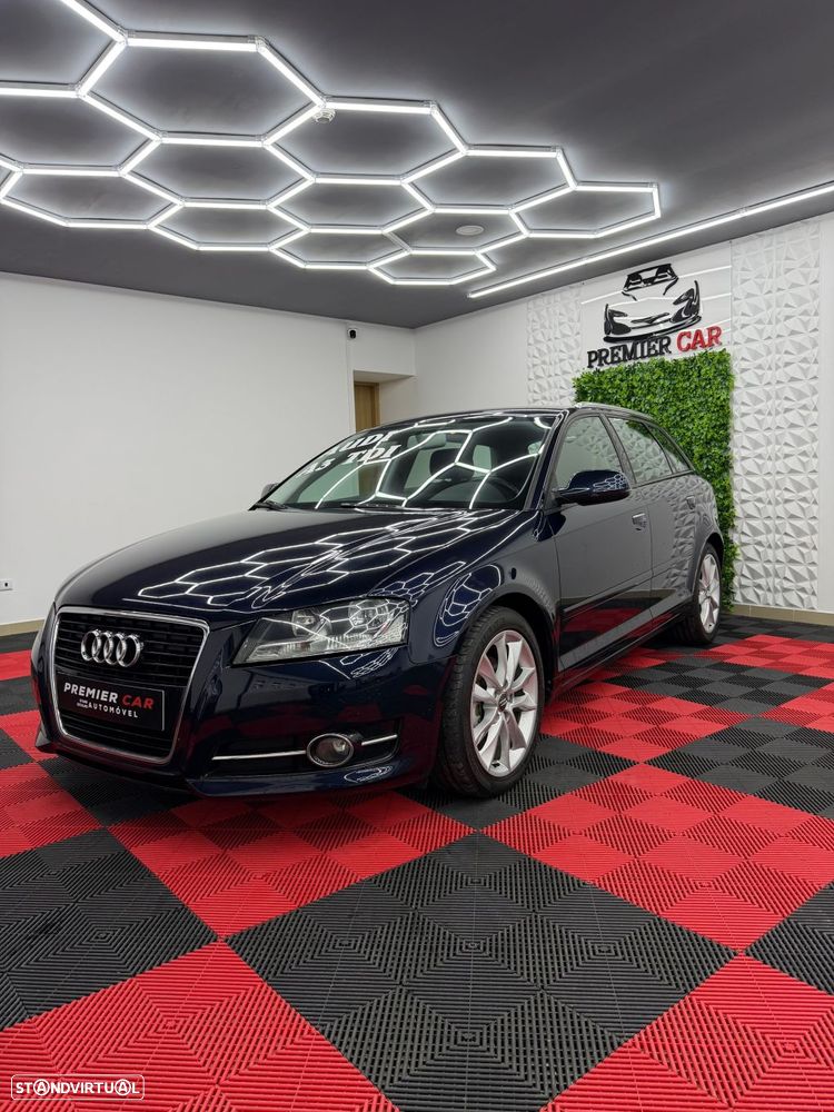 Audi A3 Sportback 2.0 TDi Attraction - 2