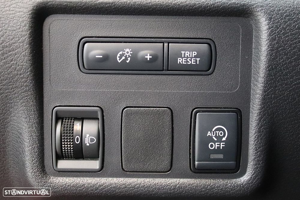 Nissan Micra 1.0 IG-T N-Design Black CVT - 18