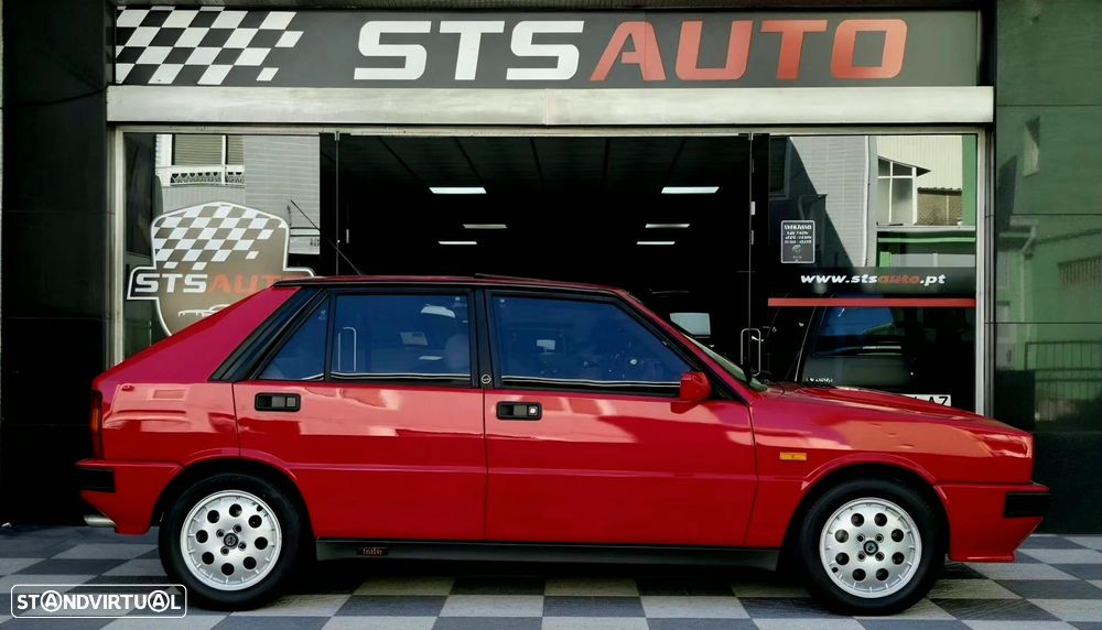 Lancia Delta 1.6 HF Turbo - 12