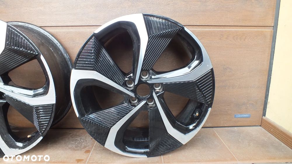 Felga Aluminiowa 8x20 52910-CV210  Kia EV6 - 2