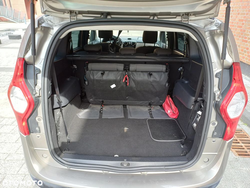 Dacia Lodgy 1.6 SCe Laureate S&S - 9