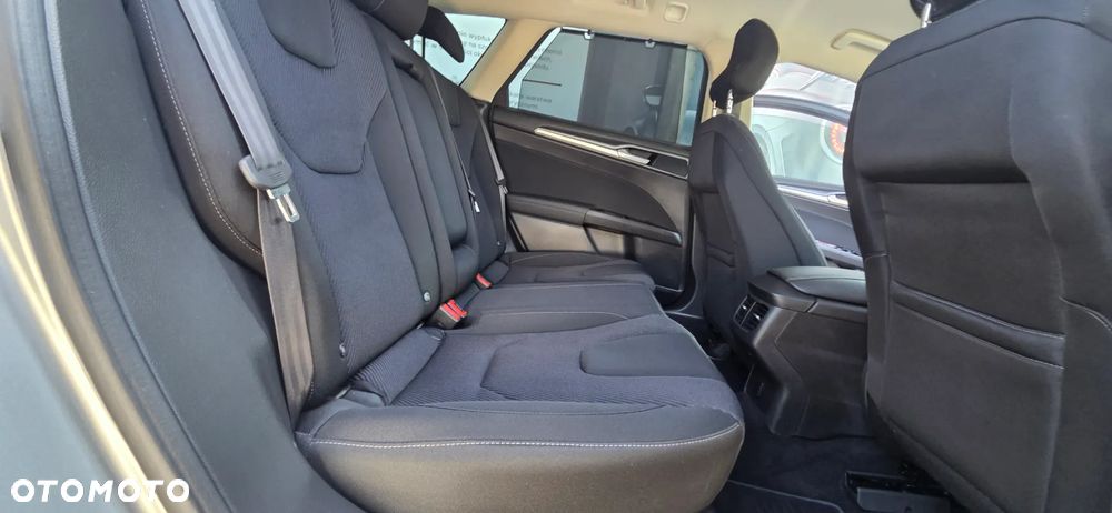 Ford Mondeo 2.0 TDCi STart-Stopp Titanium - 33