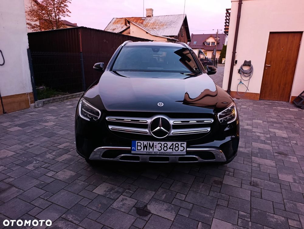 Mercedes-Benz GLC 300 4-Matic - 2