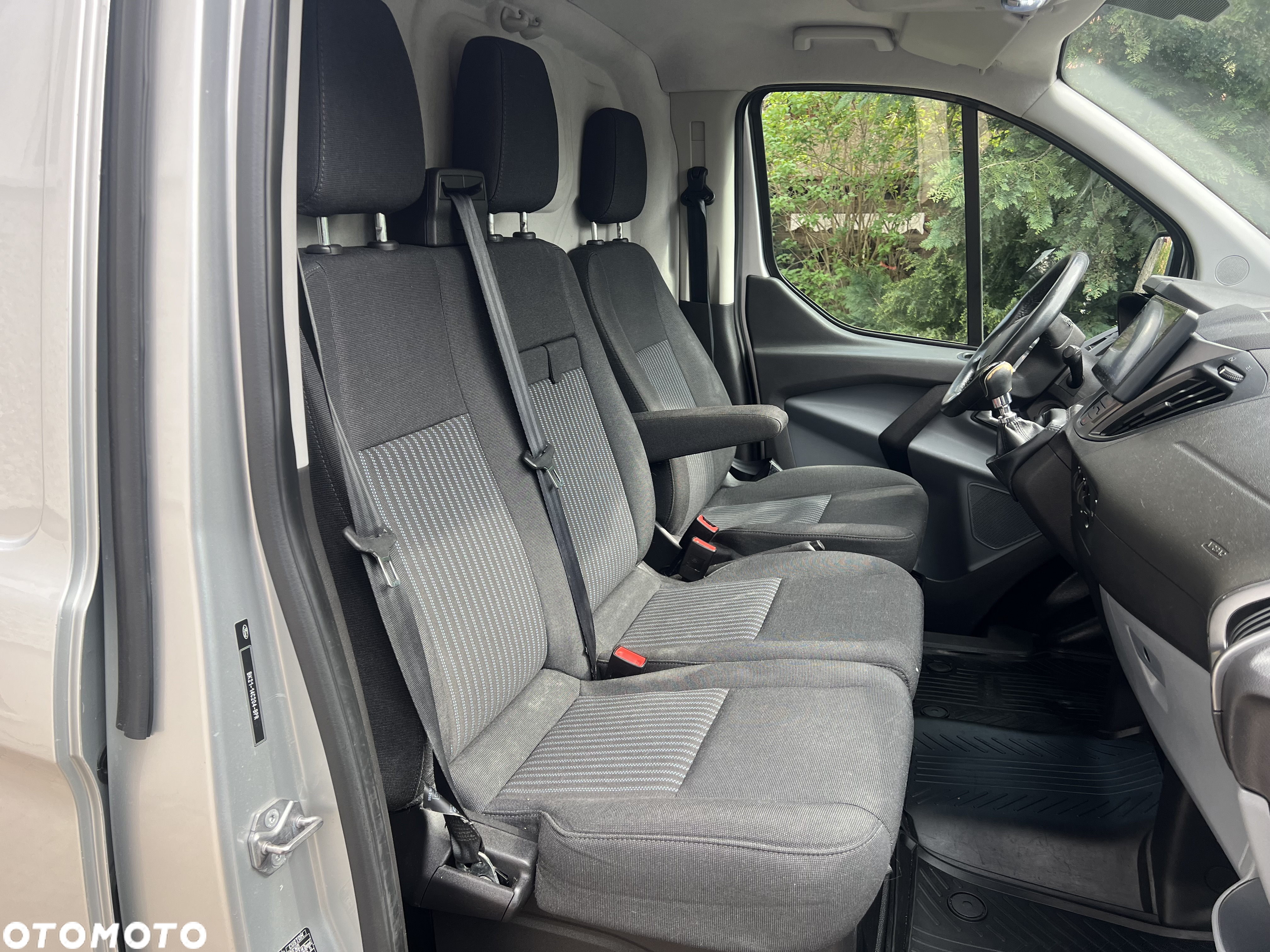 Ford Custom Transit - 27