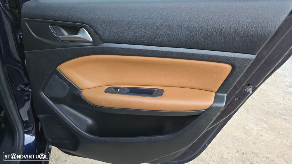 Peugeot 308 SW 1.6 BlueHDi Allure J17 - 49