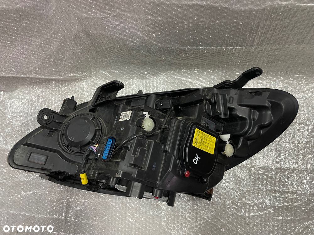 LAMPA PRZÓD PRAWA XENON OPEL MOKKA A 95386946 - 16