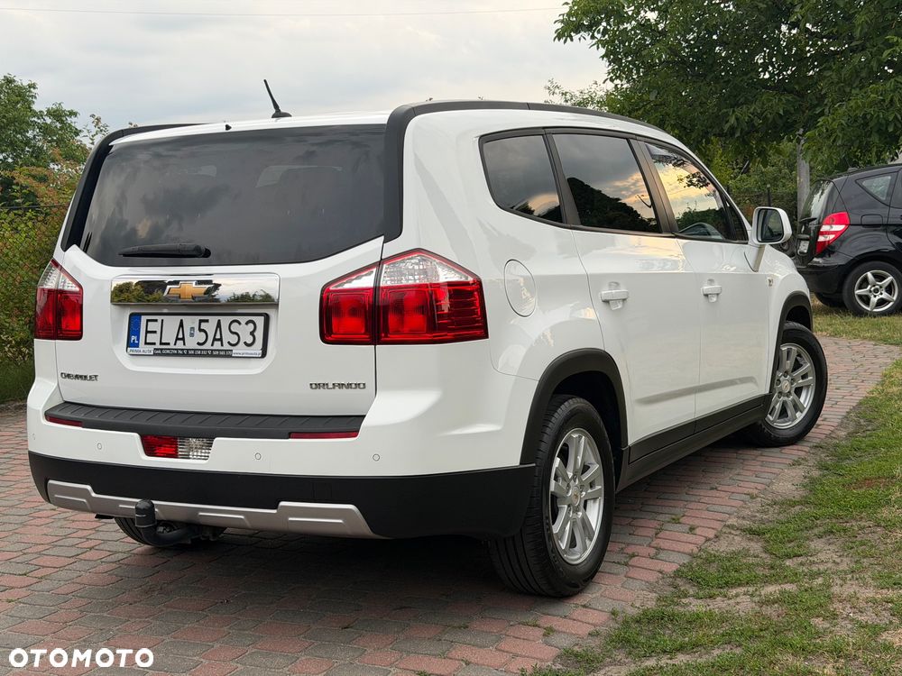 Chevrolet Orlando - 14