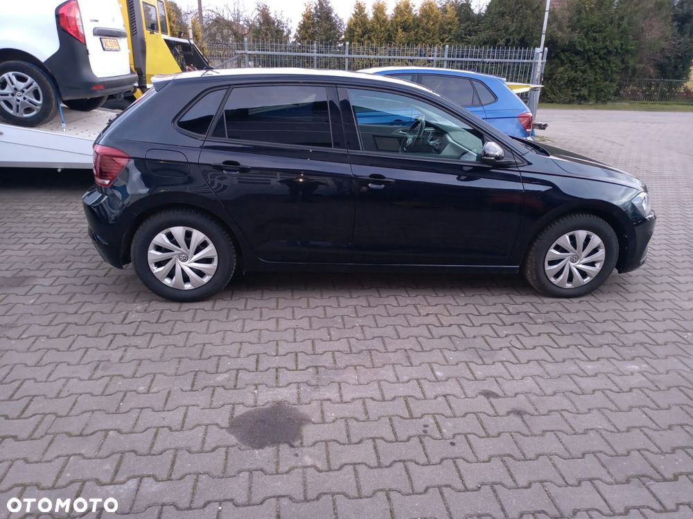Volkswagen Polo 1.6 TDI SCR Comfortline - 15