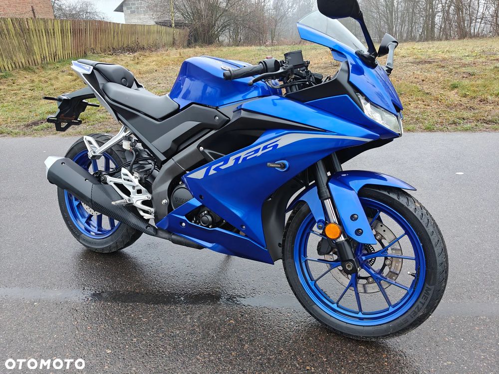 Yamaha YZF - 1