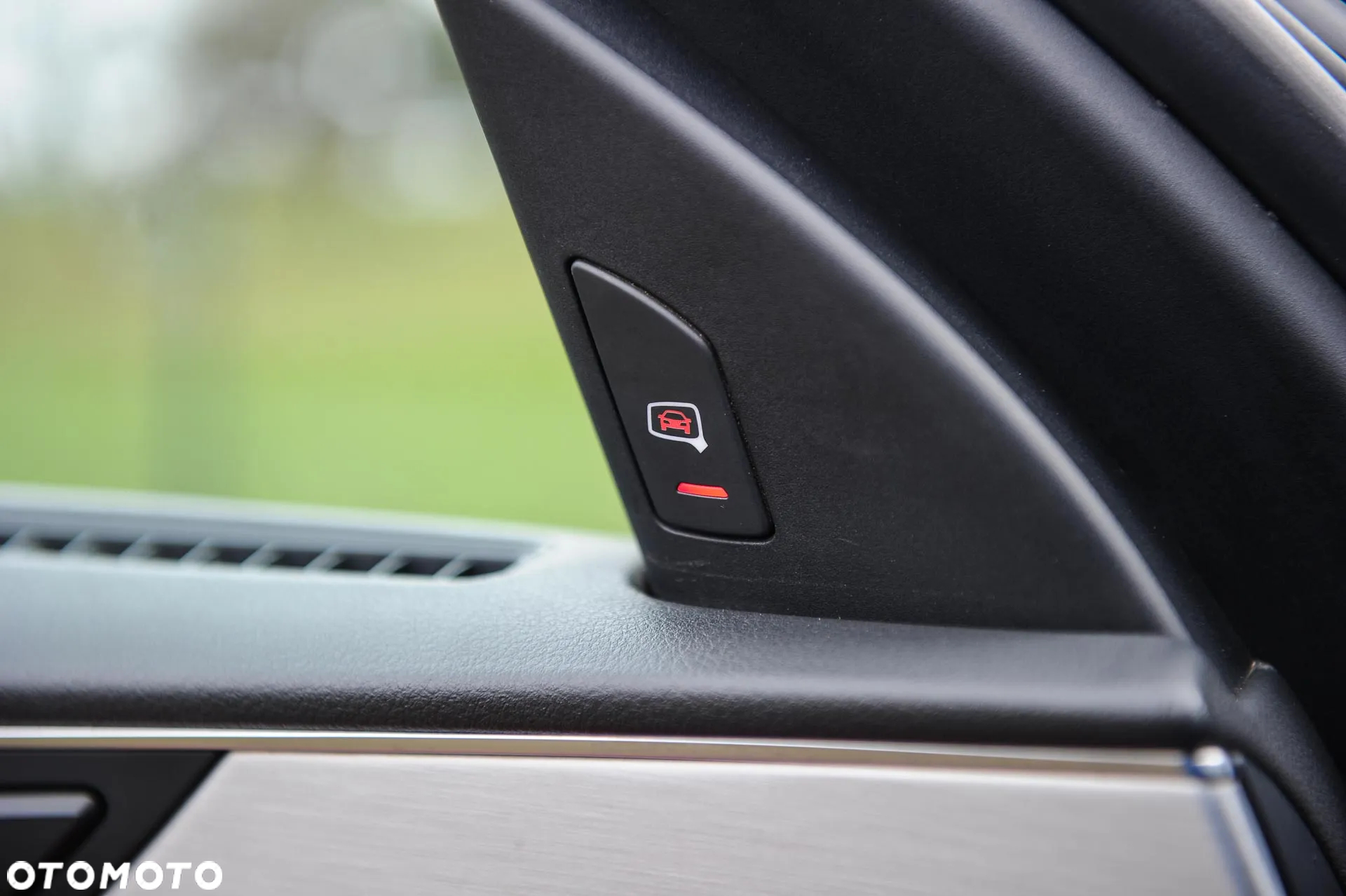 Audi A8 L 60 TFSI quattro tiptronic - 27