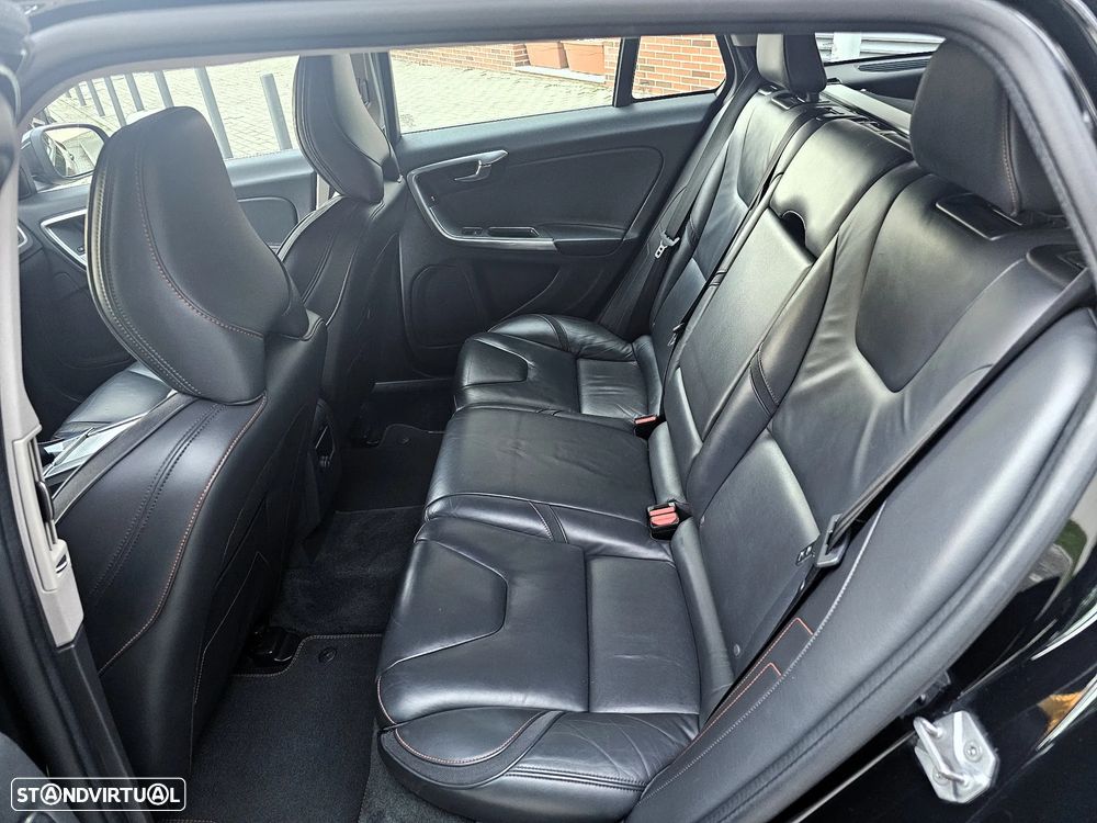 Volvo V60 - 16