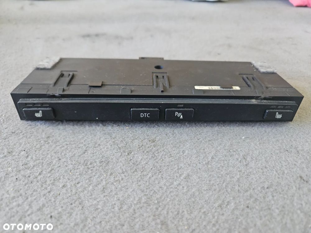 Panel przycisk grzania foteli DTC PDC BMW E60 E61 3,0 D 2006r 6969420 - 1