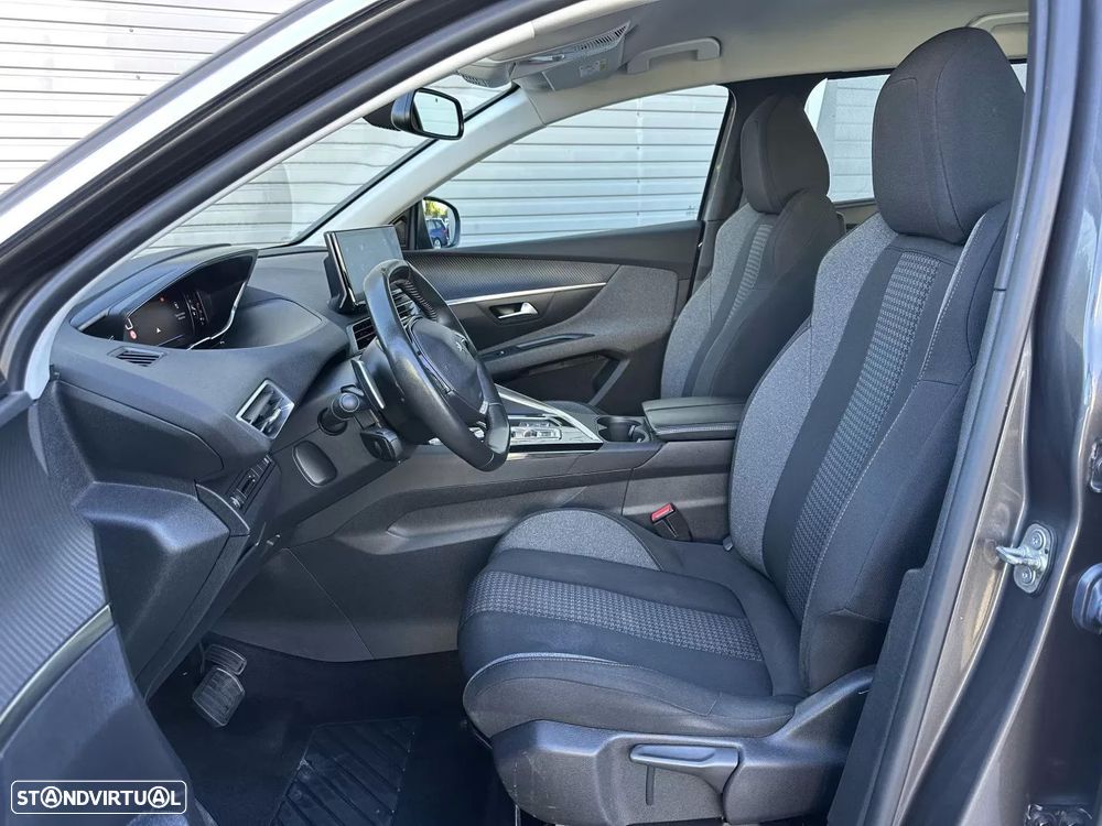 Peugeot 5008 1.2 PureTech Allure Pack EAT8 - 27