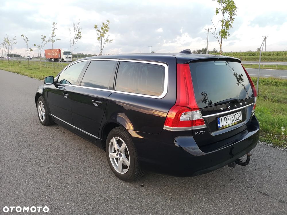 Volvo V70 D3 Geartronic Summum - 17