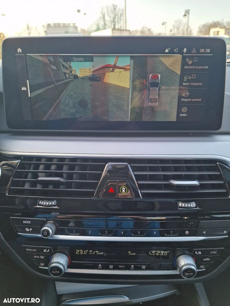 BMW Seria 5 520d xDrive AT MHEV - 10