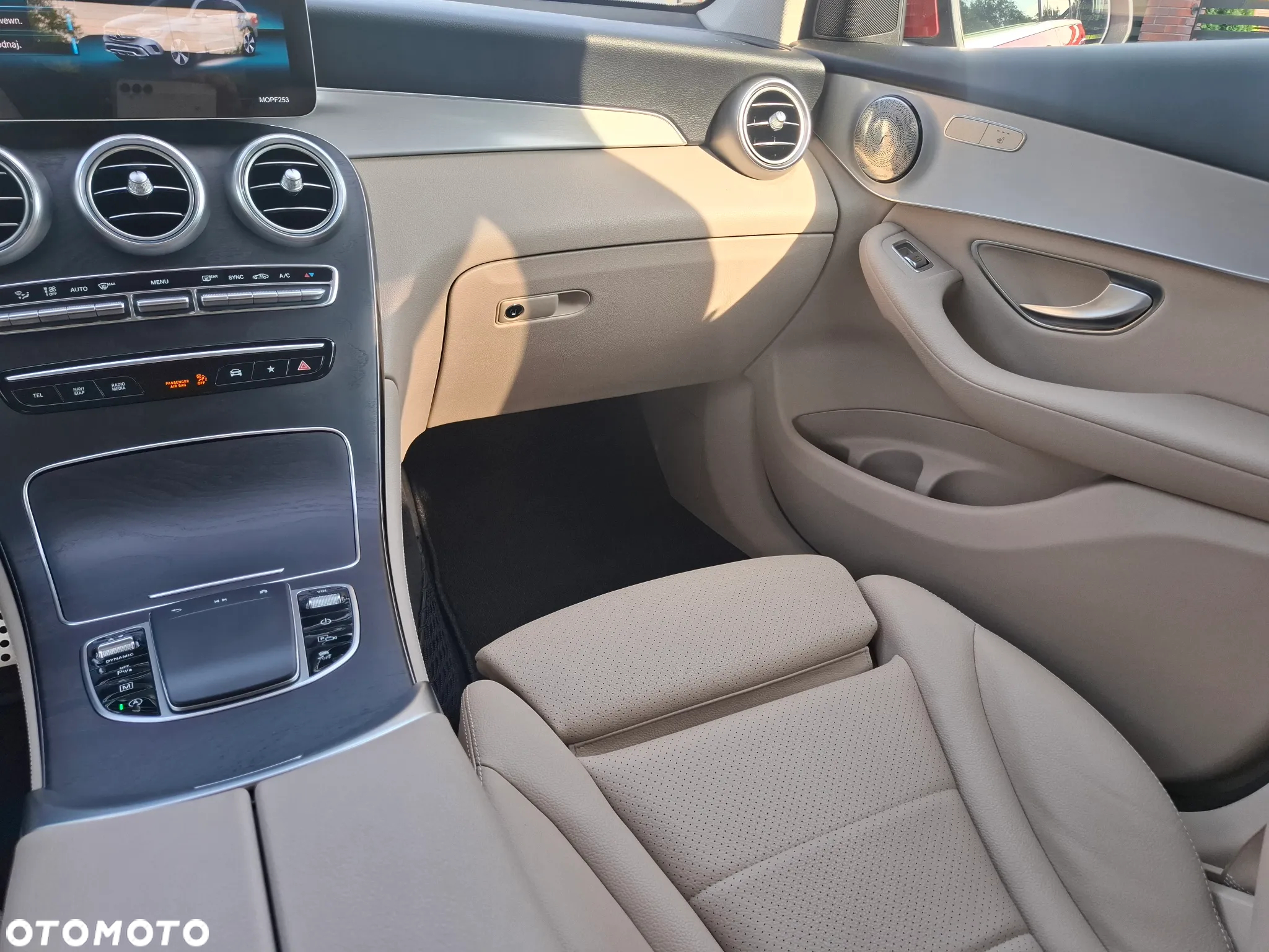 Mercedes-Benz GLC 200 d 4-Matic Business Edition - 30