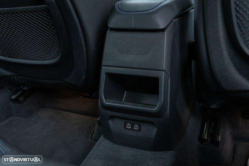BMW 116 d Pack Desportivo M - 23