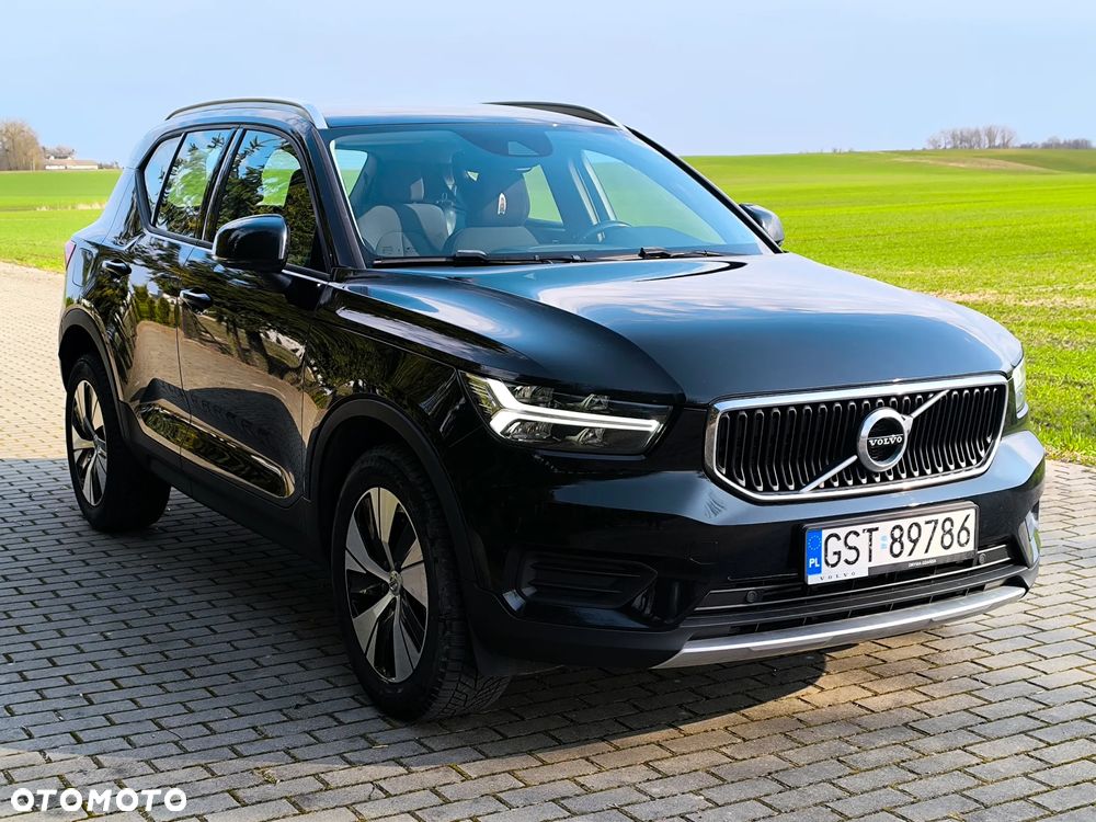 Volvo XC 40 T3 Momentum - 2