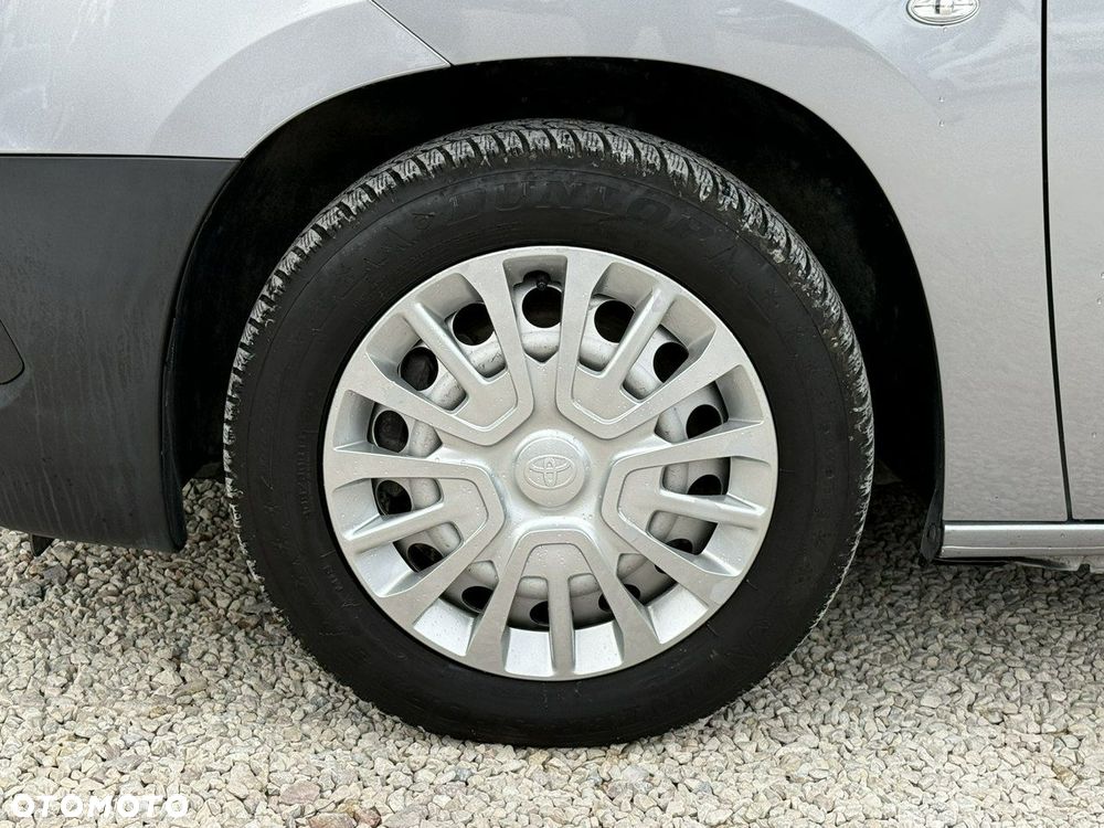 Toyota Proace City - 10