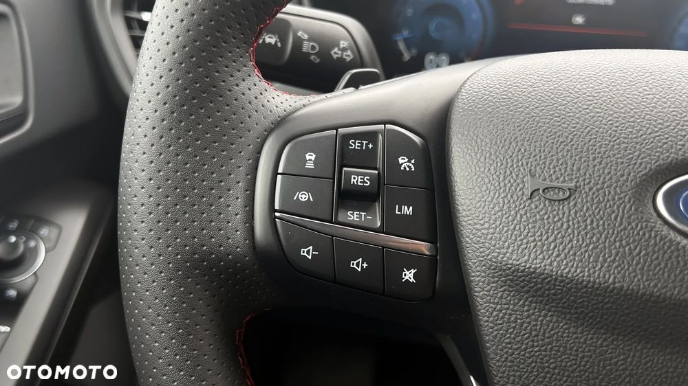 Ford Focus 2.3 EcoBoost ST X - 14
