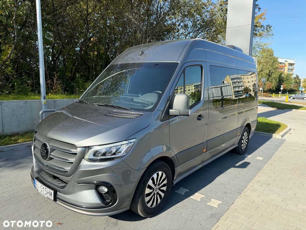 Mercedes-Benz Sprinter - 2