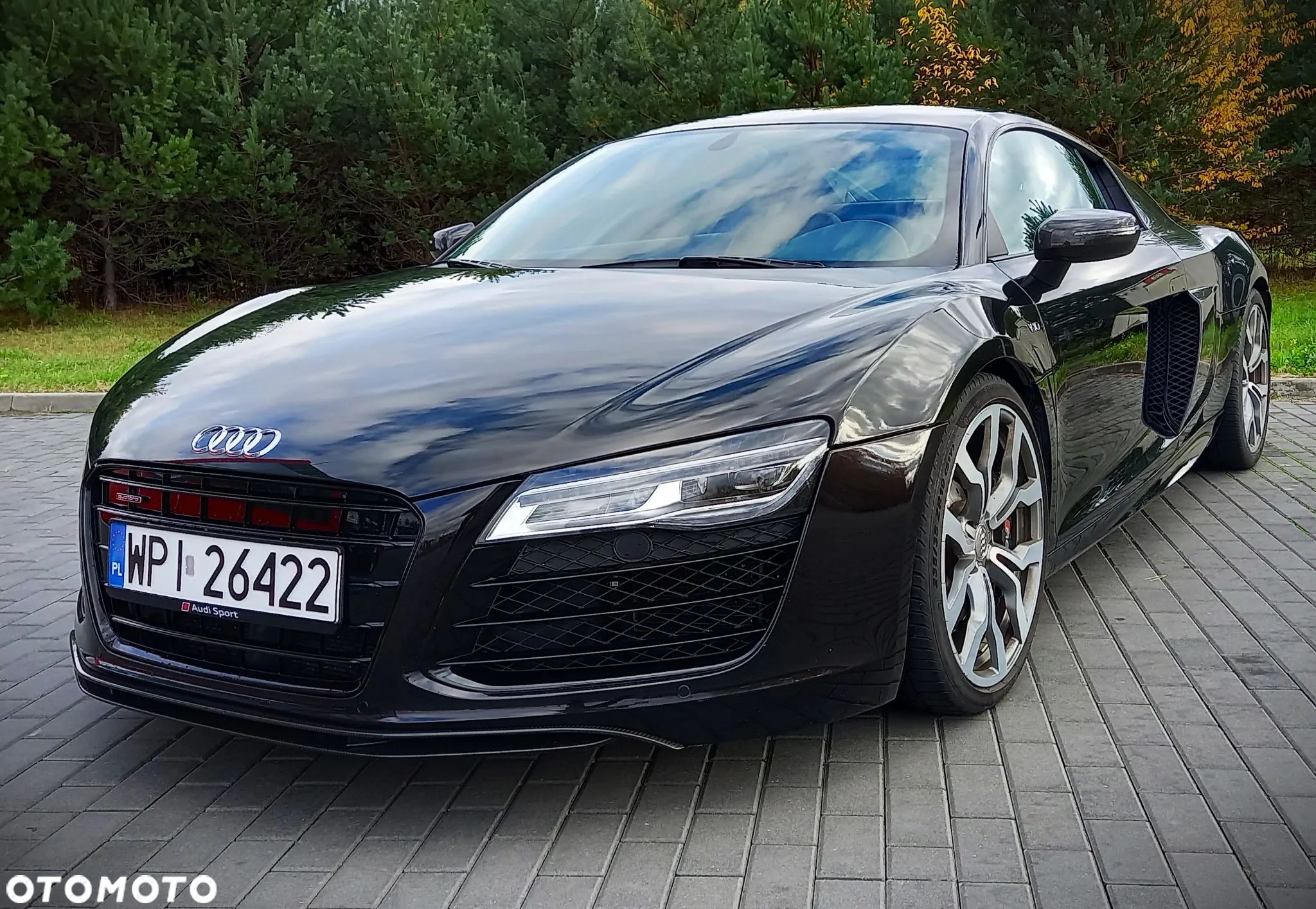 Audi R8 Coupé - 1