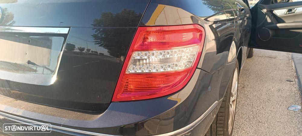 FAROLIM TRASEIRO DIREITO MERCEDES-BENZ CLASE C BM 204 FAMILIAR - 1