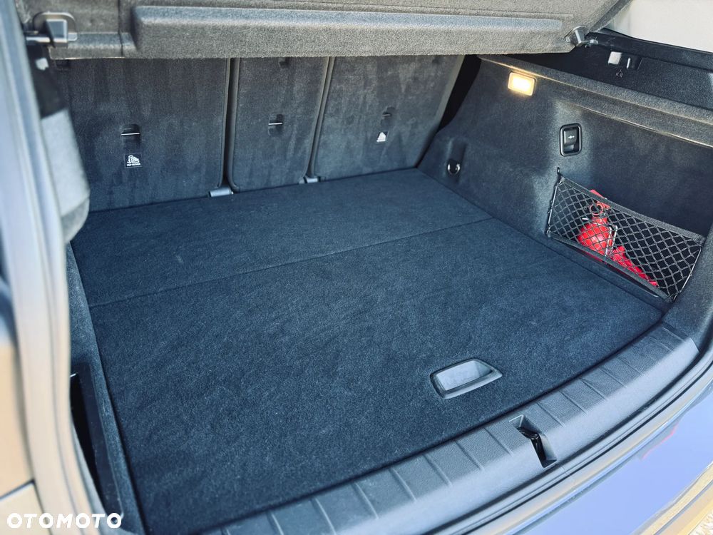 BMW X1 sDrive18d - 17