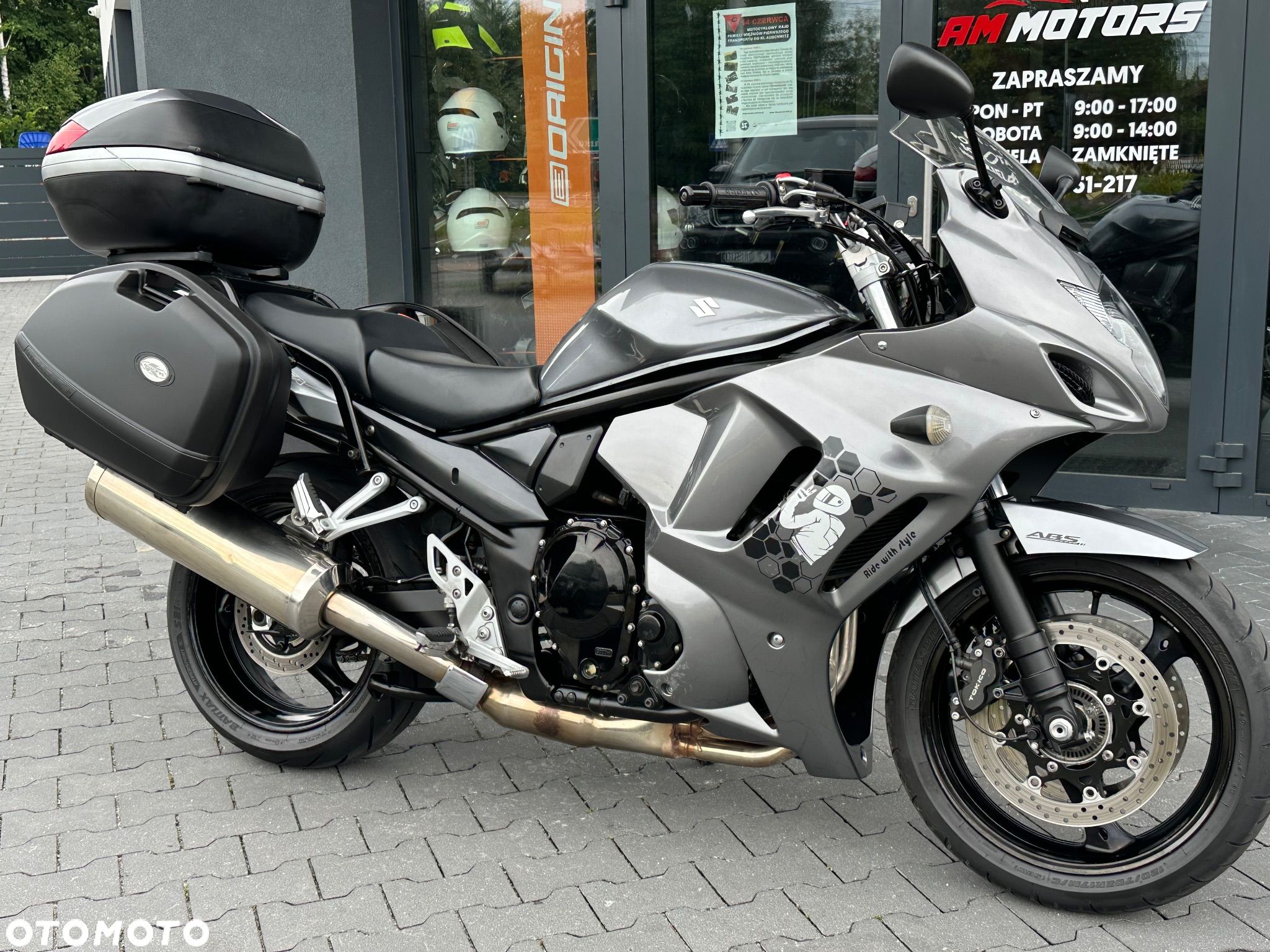 Suzuki GSX - 1