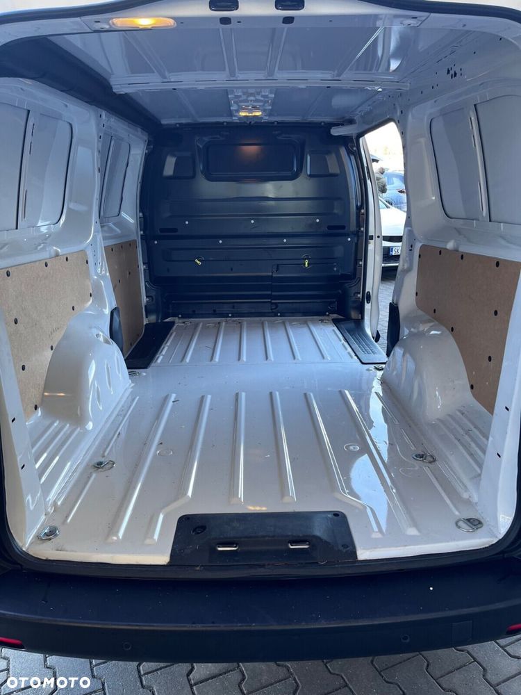 Opel Vivaro Furgon XL 2.2 T.Diesel 150 KM MT6 - 6