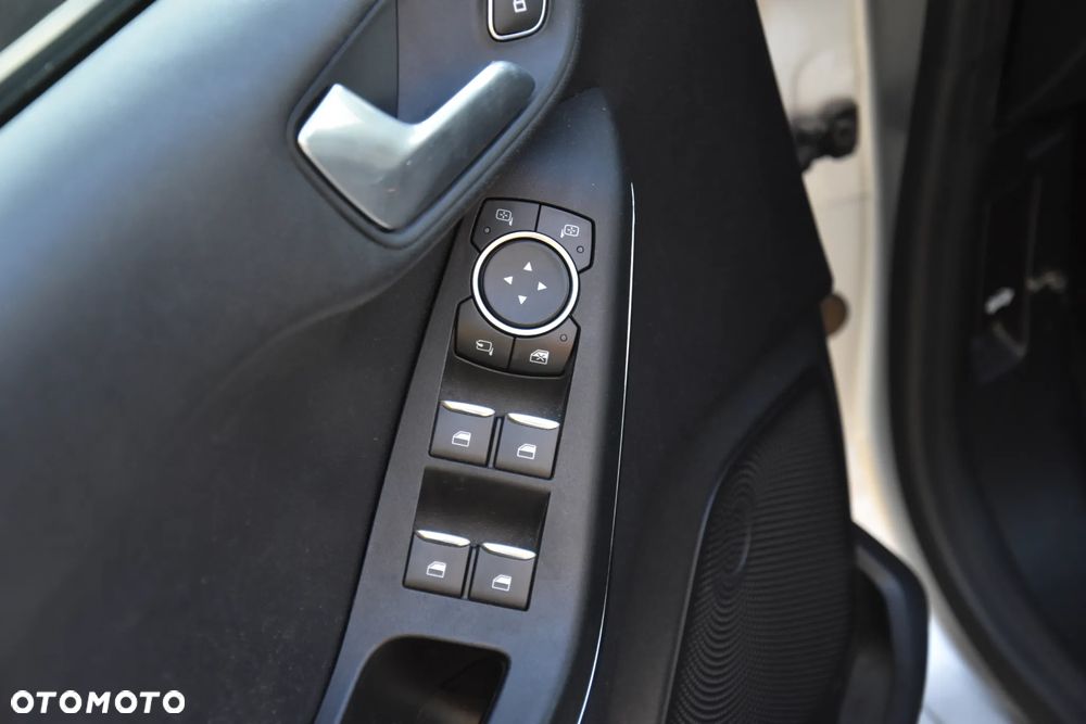 Ford Fiesta - 20