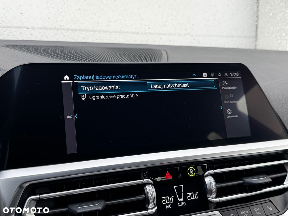 BMW Seria 3 330e xDrive M Sport sport - 29